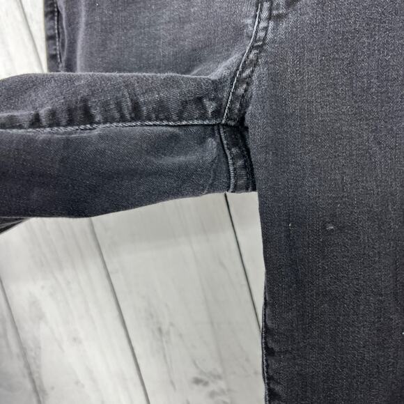 Levi's 31x30 Black 311 Shaping Skinny Jeans Stonewash High Rise - Picture 6 of 13